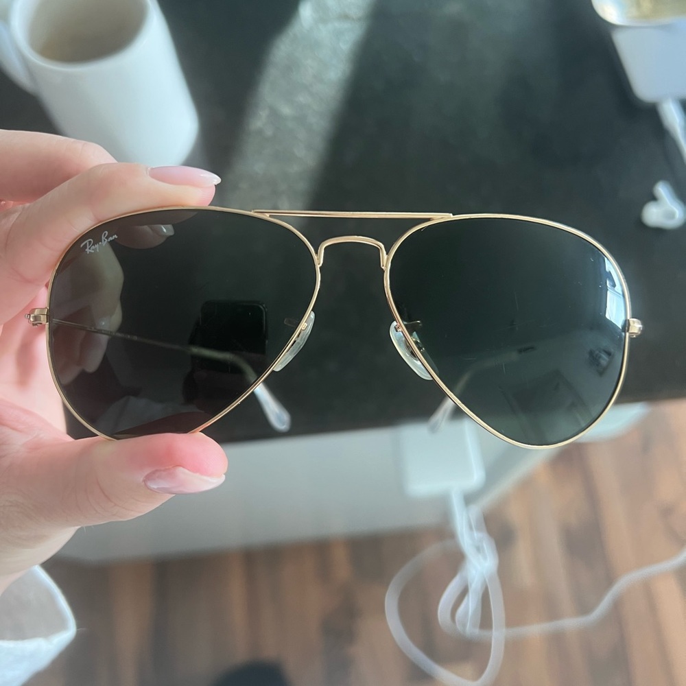 Classic Ray Bans - Picture 5 of 5